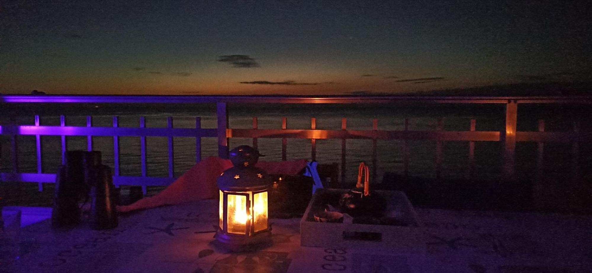 Blue Double Private Room At Front Beach - Habitacion Doble En La Playa Valenza Esterno foto