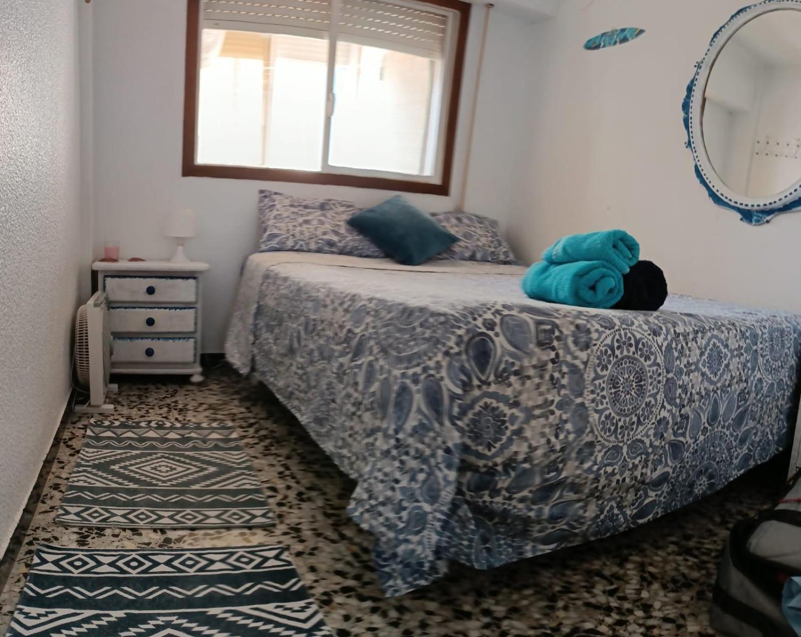 Blue Double Private Room At Front Beach - Habitacion Doble En La Playa Valenza Camera foto
